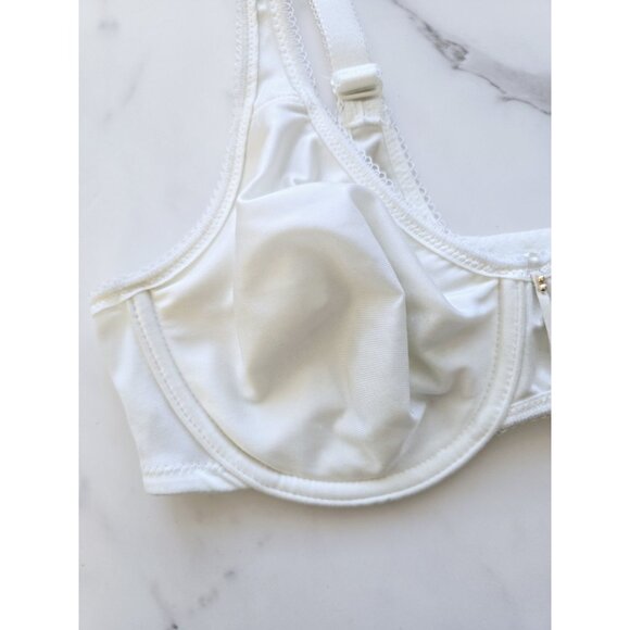 Wacoal 855192 Basic Beauty Full Figure Coverage Seamless Underwire Bra Ivory 36C - Picture 4 of 8